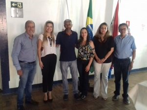 foto com o secretro de sade e prefeito  de bs